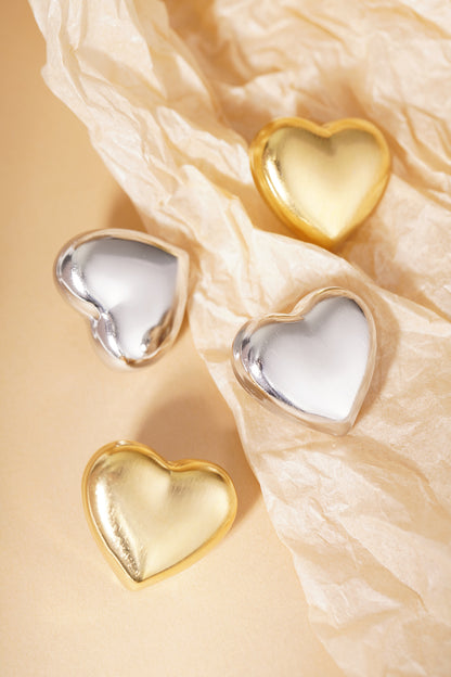 Elegant Heart-Shaped Stud Earrings for Everyday Wear