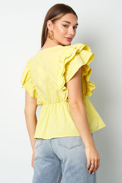 Elegant Ruffle Edge Sleeveless Top for Spring/Summer
