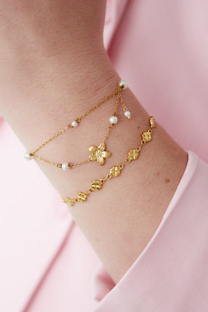 Elegant Flower Charm Bracelet for Everyday Glam