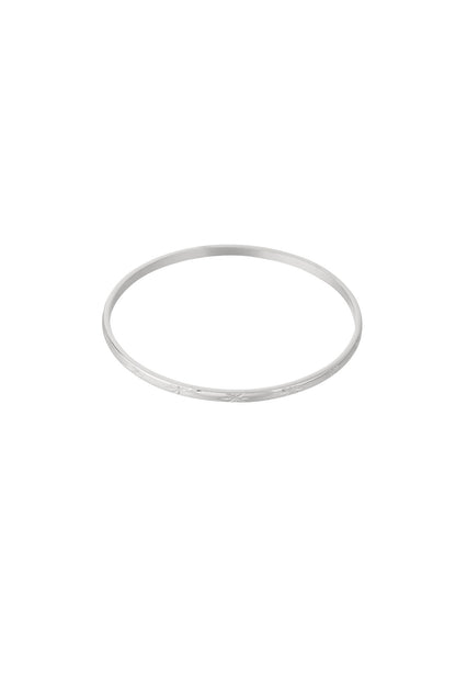 Elegant Stainless Steel Bangle for Everyday Style