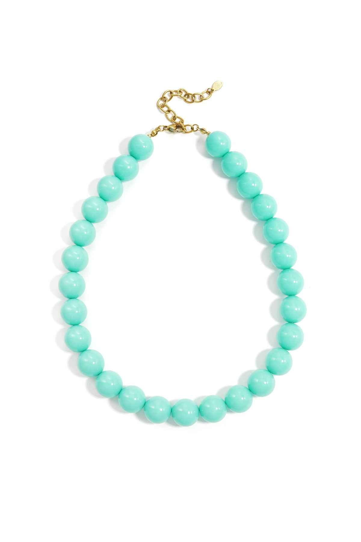 Necklace with large beads