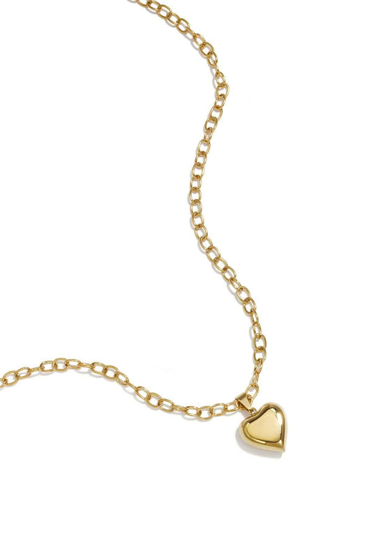 Elegant Gold Heart Pendant Necklace for Everyday Wear