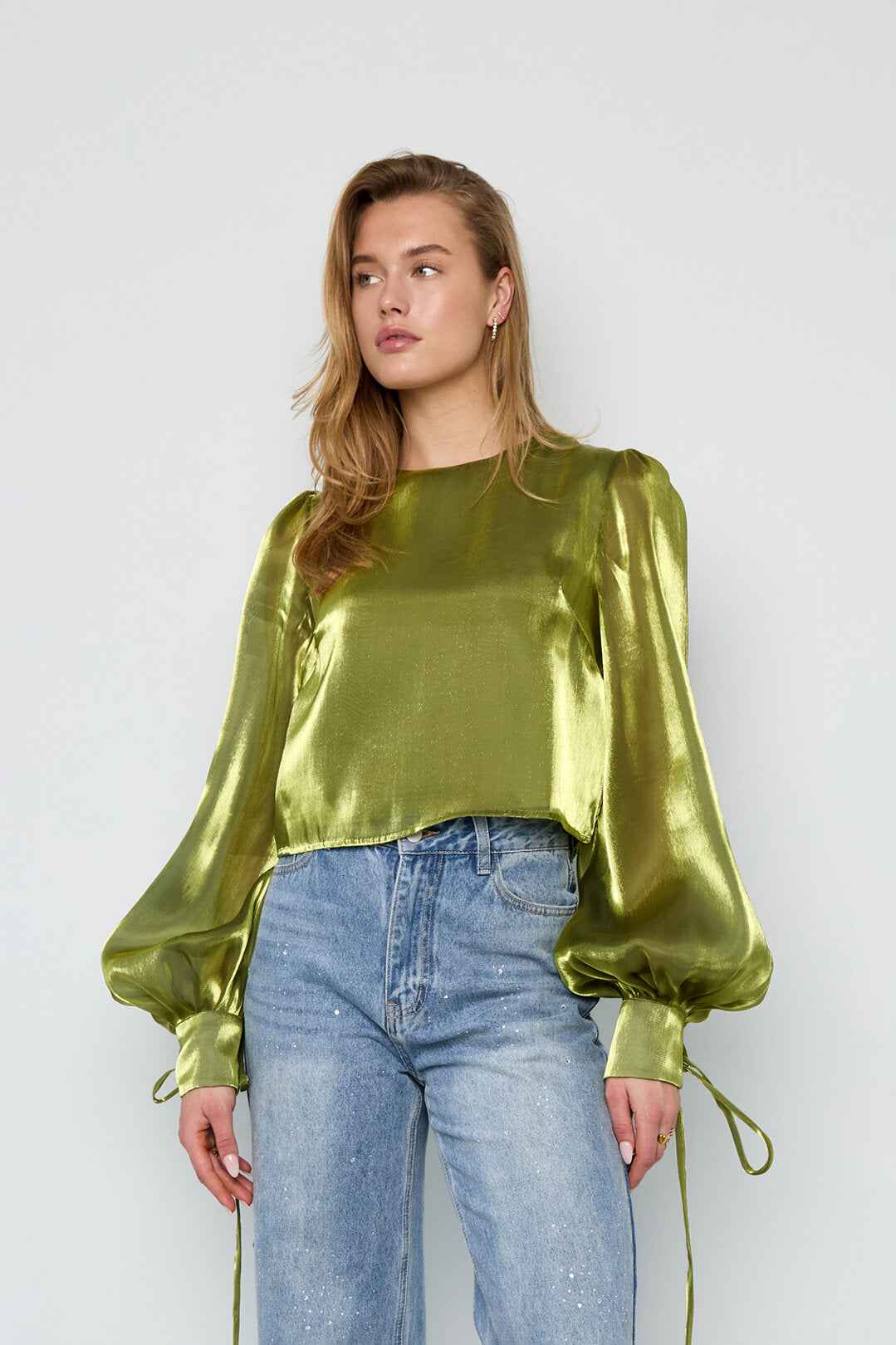 Glanzende parelblouse