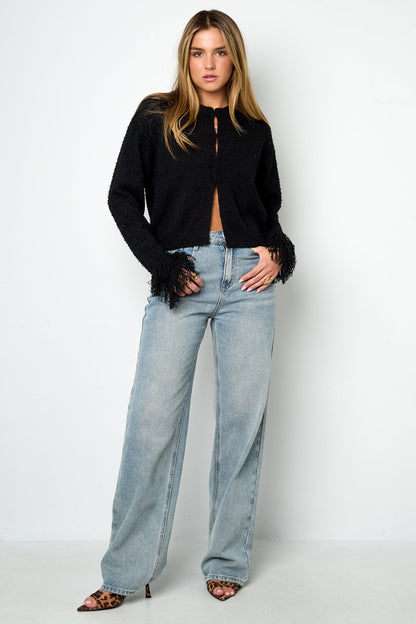 Soft Knitted Cardigan for Fall/Winter Comfort