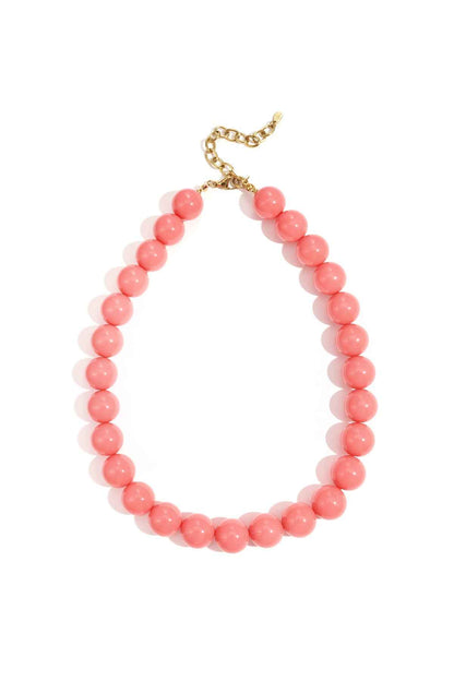 Necklace with large beads