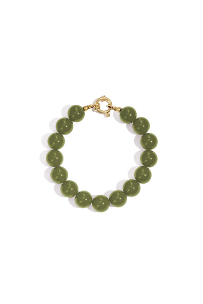 Necklace with medium beads and front closure-12mm