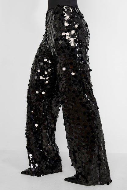 Elegant Straight Pants for All Fits