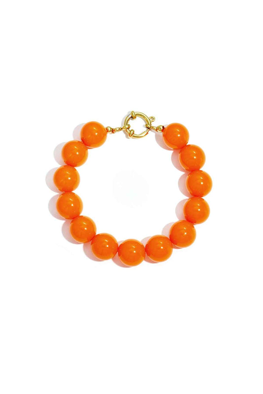 Bracelet with large beads and front closure