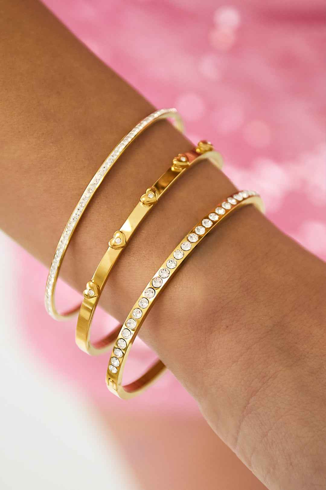 Bangle with row of stones